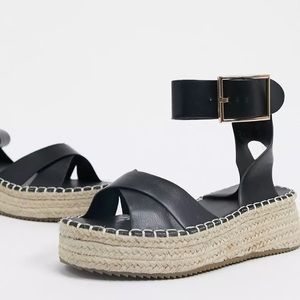 Glamorous espadrille platform sandal in black